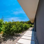 Luxury Hidden Oasis - Greca * Lumbarda
