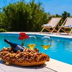 Luxury Hidden Oasis - Greca * Lumbarda