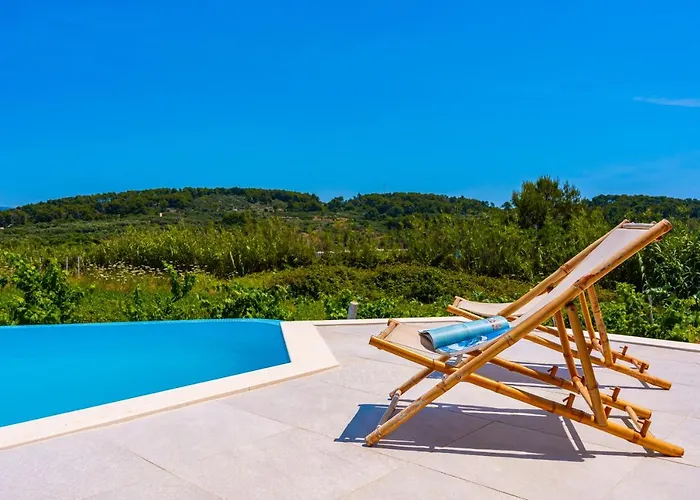 Luxury Hidden Oasis - Greca 아파트 룸바르다