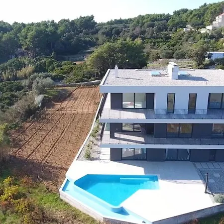 Apartment Luxury Hidden Oasis - Greca Lumbarda