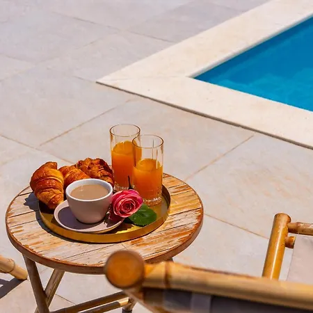 Luxury Hidden Oasis - Greca *