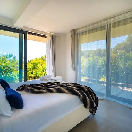 Luxury Hidden Oasis - Greca Apartment Lumbarda