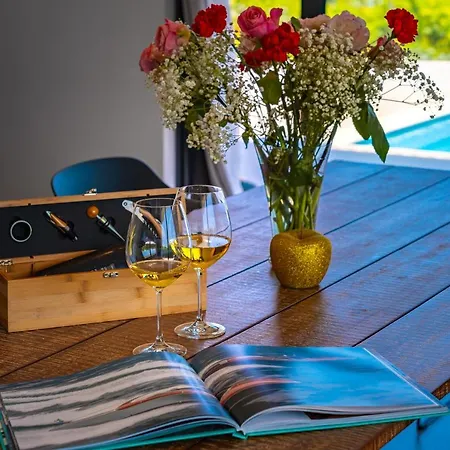 شقة Luxury Hidden Oasis - Greca