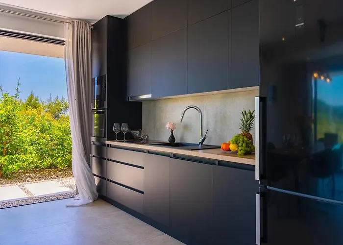 Luxury Hidden Oasis - Greca 鲁巴达