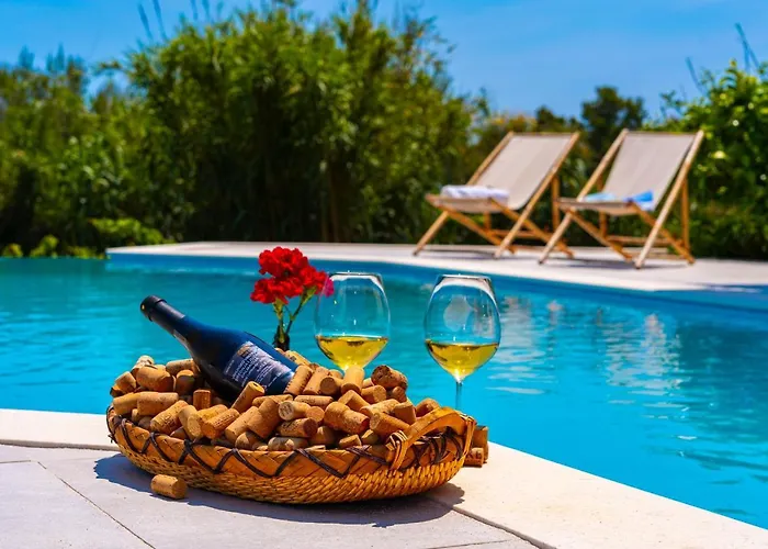 Luxury Hidden Oasis - Greca * 鲁巴达